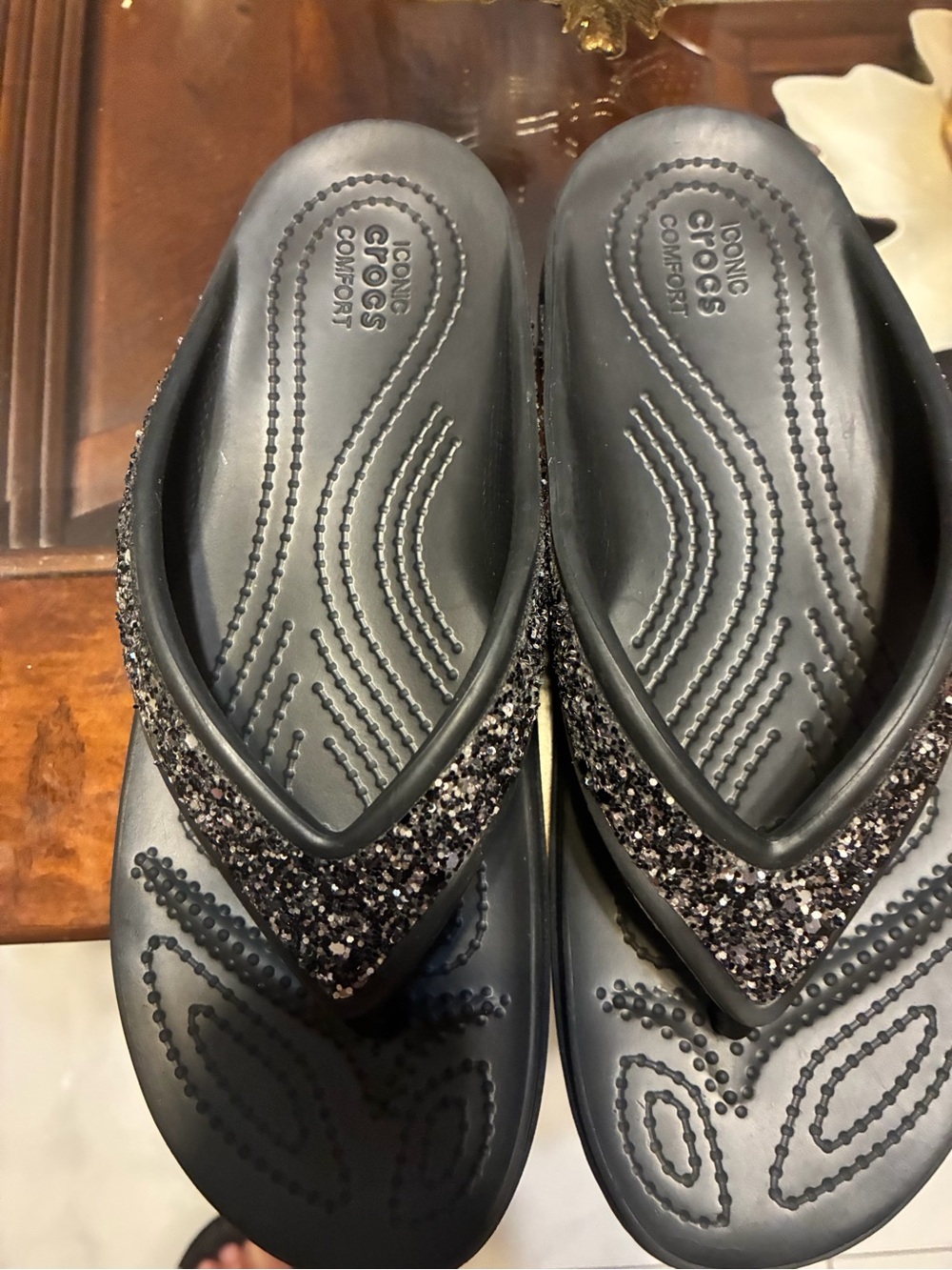 CROCS Women's Black Glitter Flip Sandals